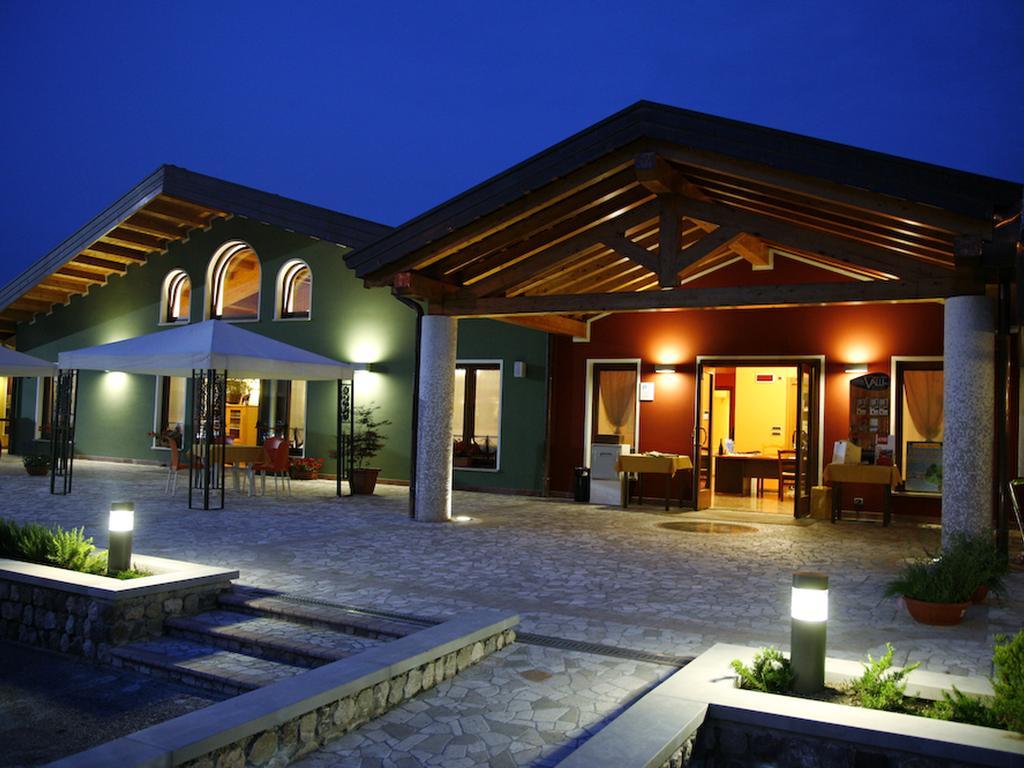 Gelindo Dei Magredi Hotel Vivaro Exterior photo